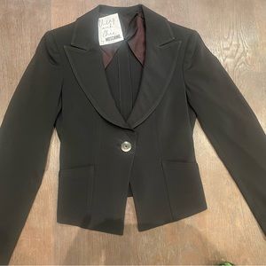 Moschino Cheap and Chic XS/0 black cropped one button blazer